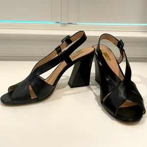 Louise et Cie Kalee Block Heel Sandal 8.5